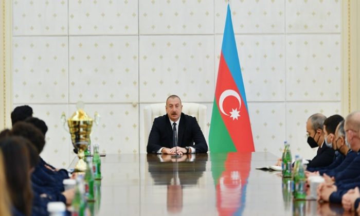 İlham Əliyev Bolqarıstanda keçirilmiş güləş üzrə 7-ci Avropa çempionatının iştirakçılarını qəbul edib