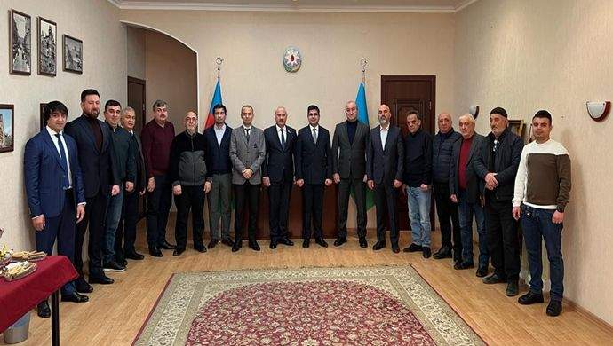 Aktau şəhərindəki diaspor fəalları yeni konsulla görüşüblər