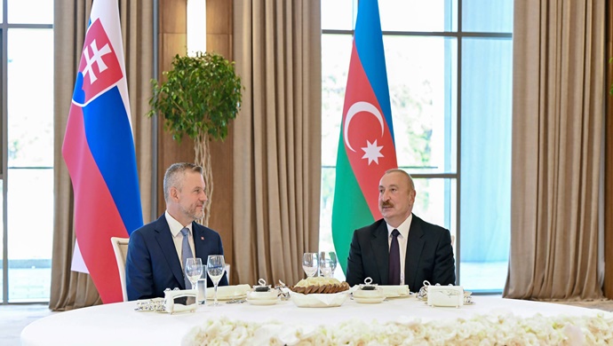 İlham Aliyev adına Slovakya Cumhurbaşkanı onuruna Hankendi’de resmi bir akşam yemeği verildi